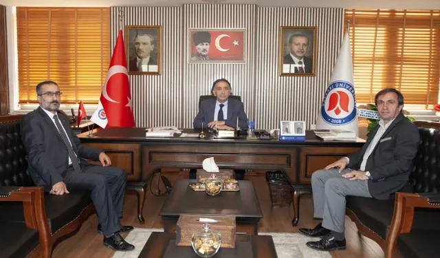Başkan Öztepe'den Rektör  Gençcelep’e ziyaret