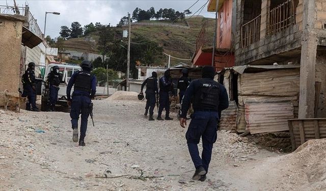 Haiti'de silahlı çeteler kasabaya saldırdı: 50 ölü