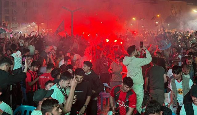 Van sokaklarında 1. Lig coşkusu