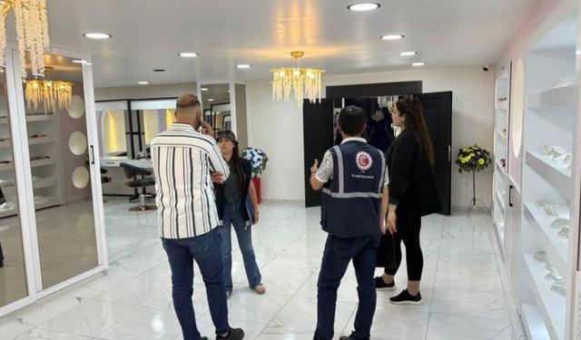Yüksekova’da berber ve kuaförler denetlendi