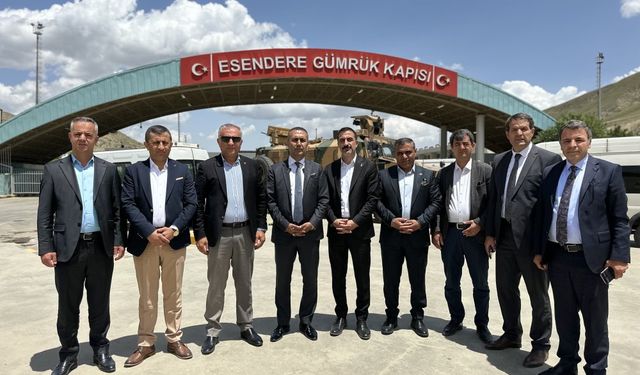 Hakkari'deki STK'lar  Esendere'deki sorun için harekete geçti