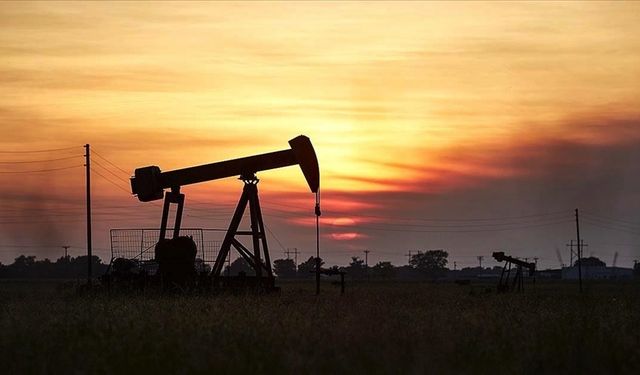 Petrol fiyatları yüzde 7'den fazla yükseldi