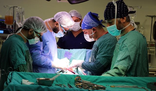 7 ilden hastalar açık kalp ameliyatı için Van'a geliyor
