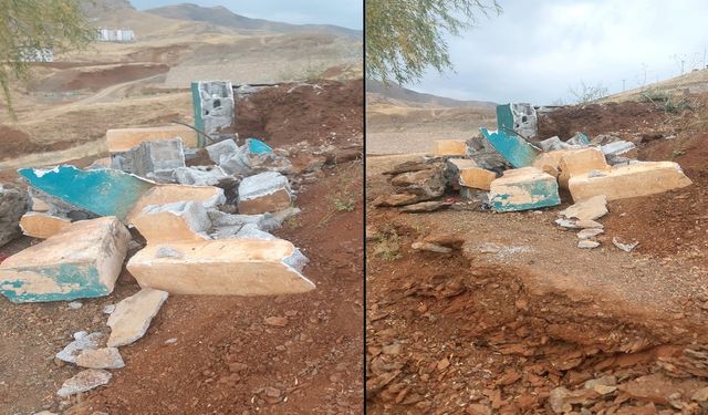 Hakkari'de mezarlıktaki çeşme tahrip edildi