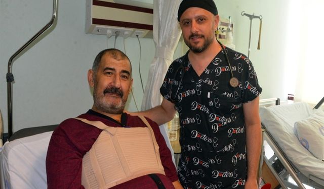 Kalbinden 10 santim büyüklüğünde kitle çıkarıldı