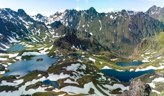 Erzurum'un 3 bin 200 rakımdaki saklı cenneti Yedigöller