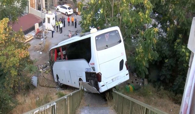 Servis otobüsü şarampole uçtu: 8 yaralı