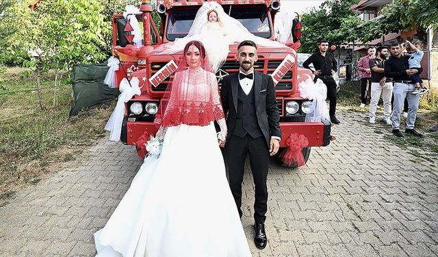 Kamyon sürücüsü, ekmek teknesini gelin arabası yaptı