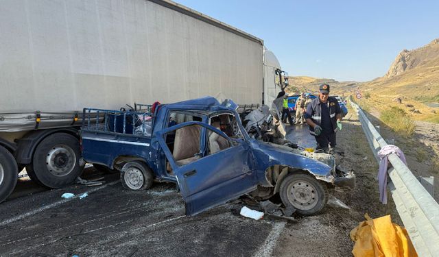 Hakkari'deki dar yollar can almaya devam ediyor