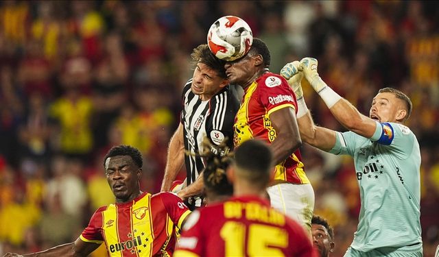 Göztepe, Beşiktaş'ı 3 - 0 mağlup etti