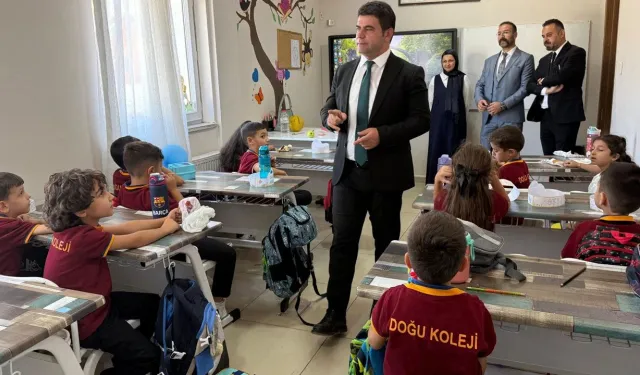 Yılmaz, öğrencilerin sorunlarını yerinde dinledi