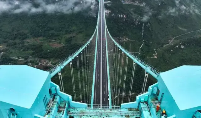 Dünyanın en büyük köprüsü hizmete açıldı