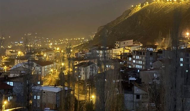Meteoroloji'den Hakkari için rüzgar ve fırtına uyarısı