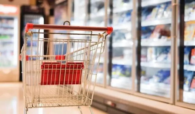 Zincir marketler pazar günü tatil mi olacak?