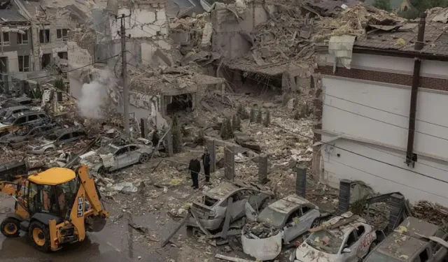 Rusya'dan Ukrayna'ya 12 saatlik kesintisiz hava saldırısı