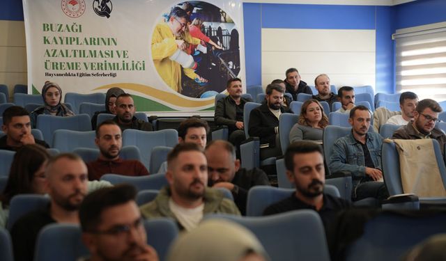 Bölgedeki veteriner hekimler buzağı sağlığı için eğitimde