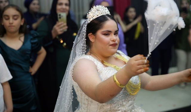 Diyarbakır'da down sendromlu genç kıza düğün