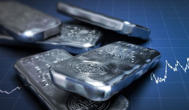 Gümüşte tarihi eşik: 45 yılın zirvesine dayandı!