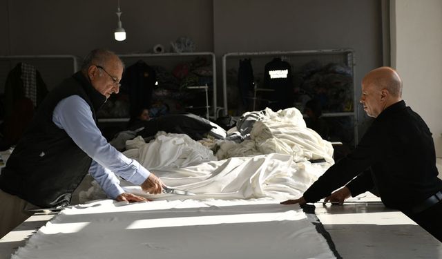 Hakkari’deki tek tekstil atölyesinin rotası Irak