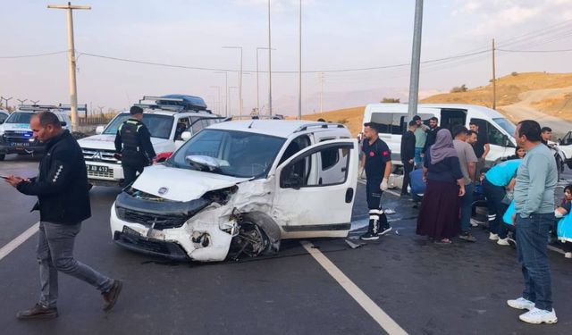 Şırnak’ta kaza: 19 kişi yaralandı