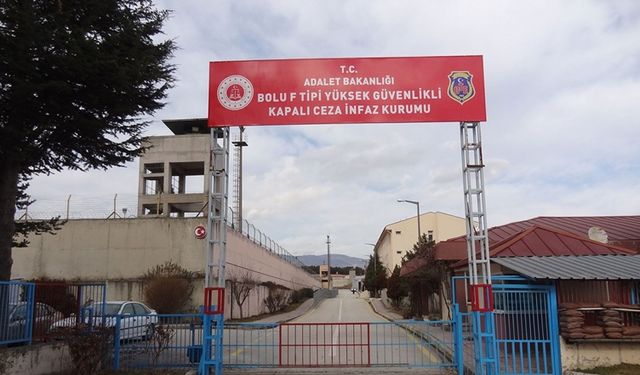 Babasını ziyaret eden 4 yaşındaki kız ıöldüresiye dövüldü