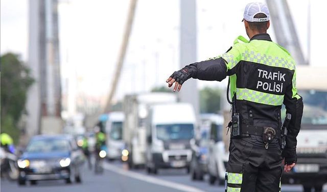 Türkiye’de trafikte bunu yapan  yanacak