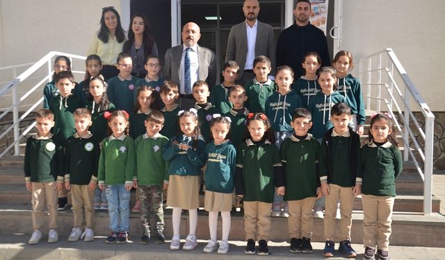 "İkizler okulu"nda 21 ikiz eğitim görüyor