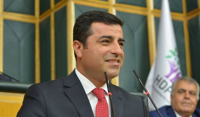 Hakkari dahil 30 barodan Demirtaş çağrısı