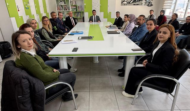 Hakkari'de Harezmi Öğretmen Eğitimi