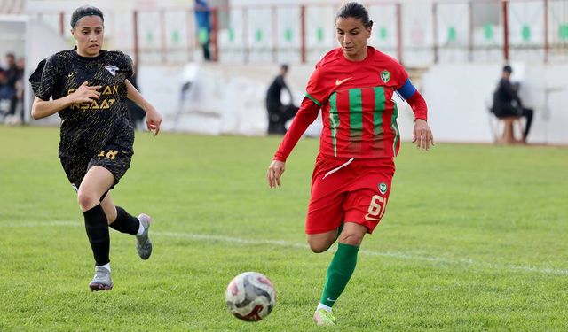 Amed Spor  rakibine 14 gol attı