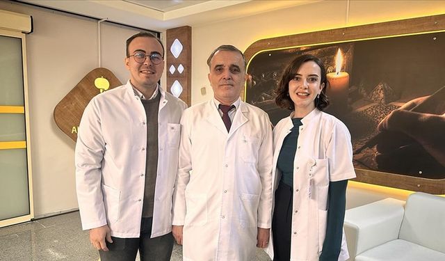Doktor baba, kızı ve damadı aynı hastanede görevli