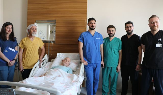 Aort yırtığı hasta 8 saatlik operasyonla sağlığına kavuştu