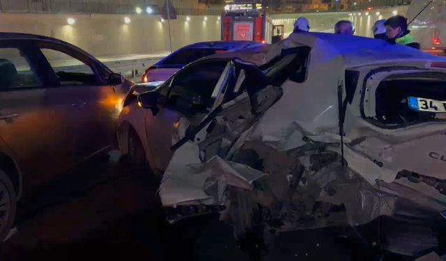 7 aracın karıştığı zincirleme kaza: 7 kişi yaralandı