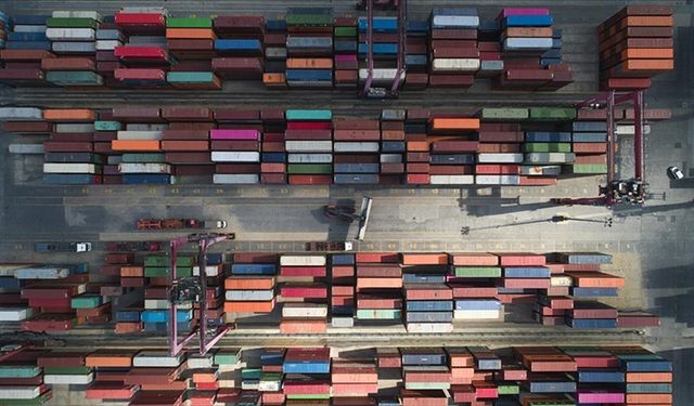 Kasımda limanlarda elleçlenen yük miktarı rekor kırdı