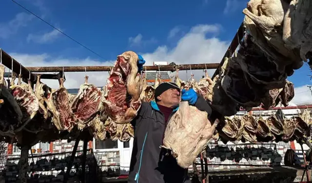 Kars'tan Gurbetçilere Hazırlık: 900 kaz kesilerek kurutuldu