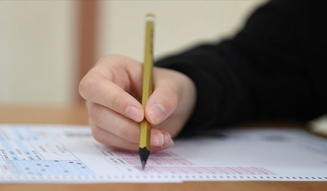 ÖSYM, hafta sonunda üç sınav birden yapacak