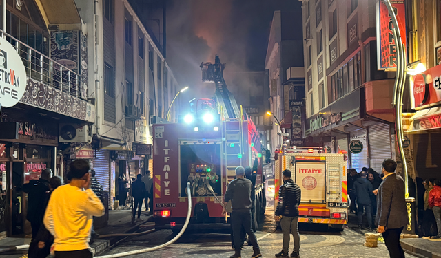 Van'da otelde çıkan yangın söndürüldü