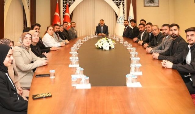 Hakkari TÜGVA'dan Vali Çelik’e ziyaret