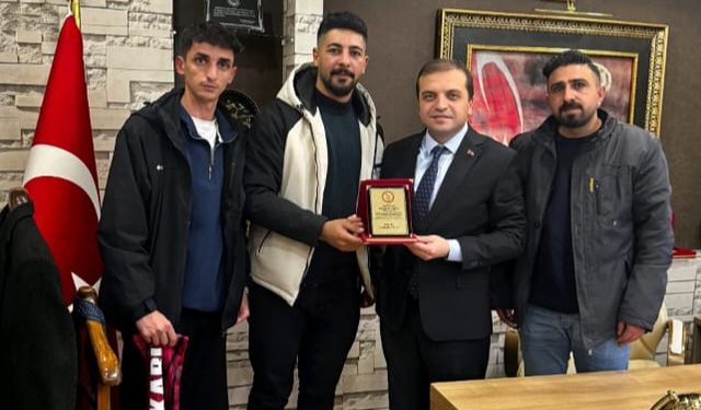 Zap Spor taraftar grubundan Hazinedaroğlu’na ziyaret