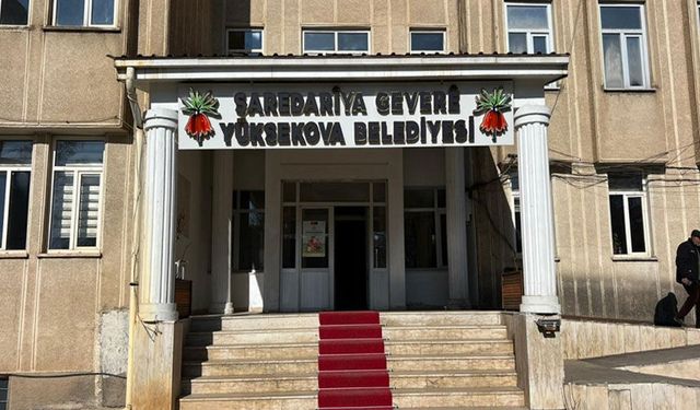 Yüksekova Belediyesi’nden 3 bin 23 öğrenciye eğitim desteği