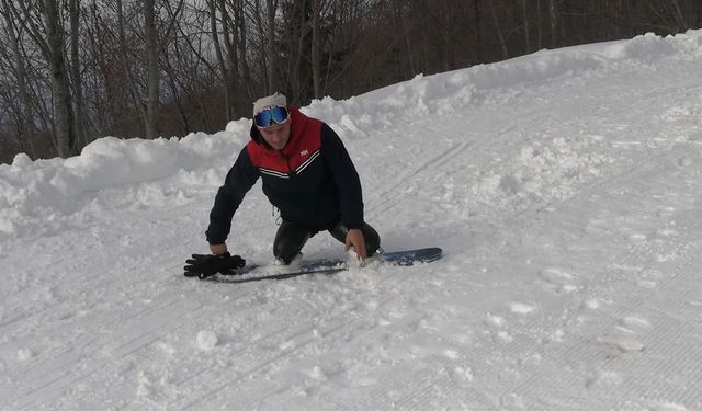 2 bacağı olmayan 'balık adam'ın kayak tutkusu