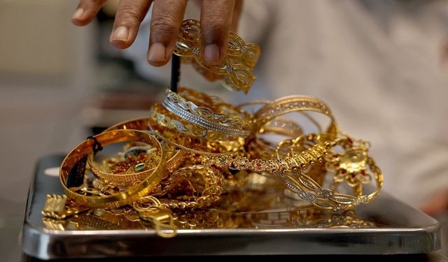 Gram altın 7 bin liraya yaklaştı