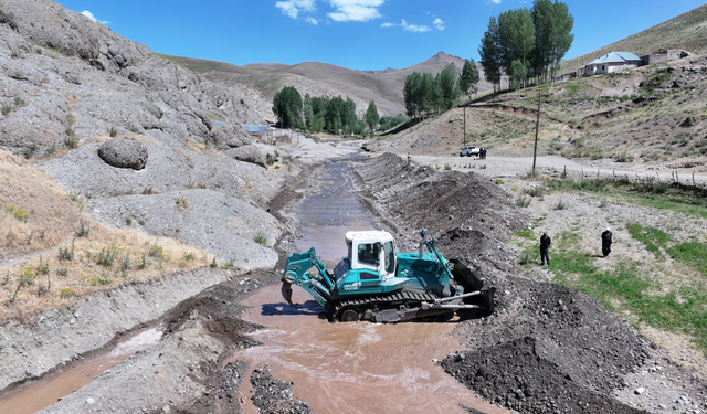 Van’da sel ve taşkın riski dere yataklarıyla azaltılıyor