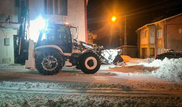 Hakkari Belediyesi’nden kar temizleme uyarısı