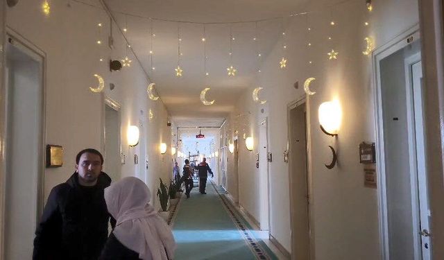 AK Parti TBMM grubunda 'ramazan' süslemesi