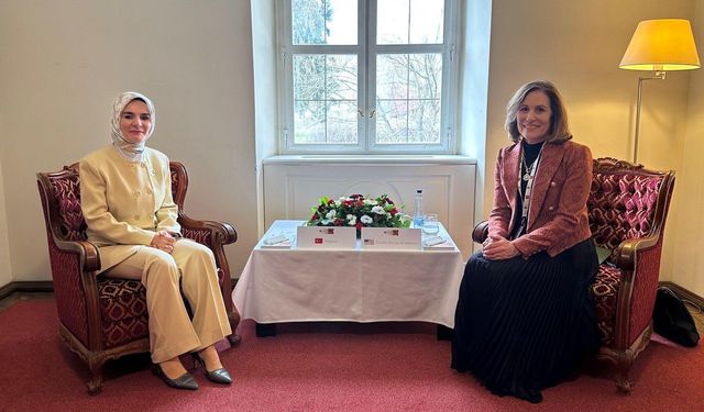 Aile ve Sosyal Hizmetler Bakanı Göktaş, Macaristan’da