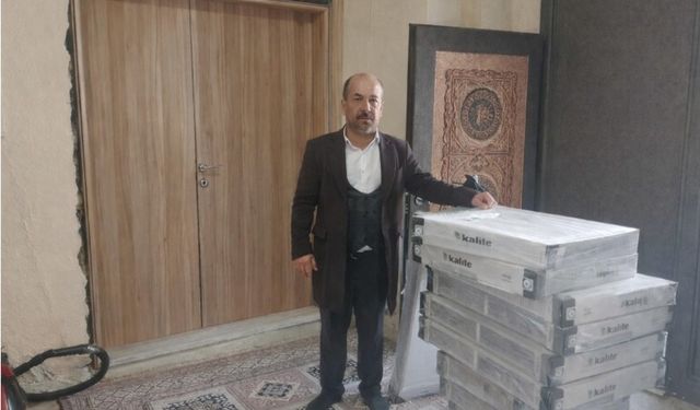 Hakkari'deki taziye evi ve camiye ısınma desteği