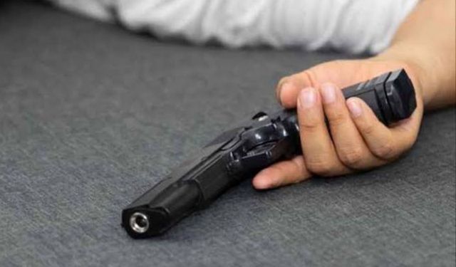 Hakkari’de başkomiser silahla kendini vurdu