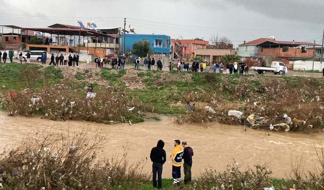 Dereye düşen çocuk için arama çalışması başlatıldı