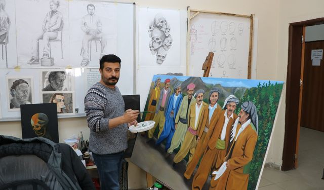 Hakkari’de resim eğitimi hayata renk katıyor